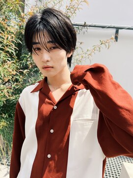 メーヴェ(Mowen) mowen 南堀江 メンズ ナチュラル センターパート 韓国風