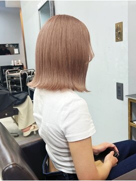 オズ 安積店(OZ) ダブルカラー外ハネボブインナーカラーハイライトケアブリーチ