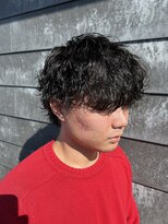 ヒュイル バイ ニアウ(Hwyl by Niau) 波巻スパイラルパーママッシュウルフツイストスパイラルパーマ