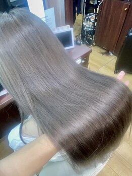 コーボ 柏(COVO)の写真/Trだけでも来店したくなるSALON♪カラーと相性の良いおすすめの髪質改善で楽々サラツヤ☆