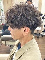 ヘアアンドビューティ ガーデン ベルモール店(HAIR AND BEAUTY GARDEN)&nbsp;メンズパーマメンズカットセンターパートメンズマッシュウルフ