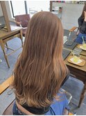 "キャラメルベージュ"