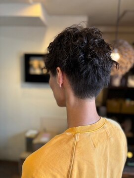 ミラージュ 市原(Miraju) サーフカール/ブルーブラック/フェザーパーマ[市原/五井駅]