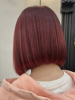 カムジーヘッドカミノウラ(COMEGHEAD KAMINOURA)&nbsp;上乃裏ショートボブくびれショートイルミナカラー顔周りレイヤー