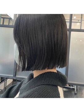 ソヨン 本厚木店(SOYON) 切りっぱなしボブ/タッセルボブ/黒髪ボブ