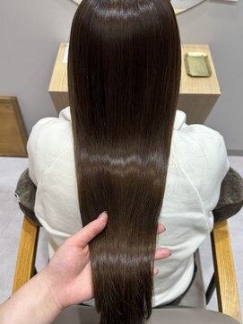 モク 立川(moc) 韓国風レイヤーカットブリーチダブルカラー前髪