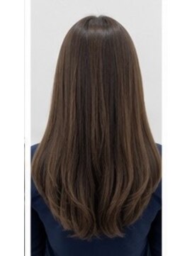 エースカラー メガドン・キホーテ大阪弁天町店(Ace Color) 【低刺激】根元白髪染め+クイックケア¥3400