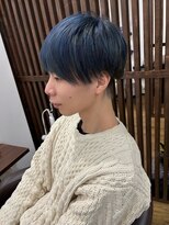 ヘブンリー(heavenly)&nbsp;京都駅ブリーチネイビーブルーシルバーブルーブラック青髪ヘア