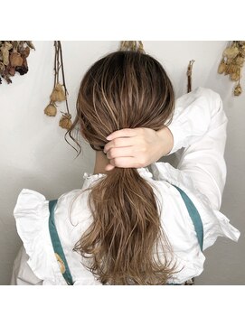 ウル(Ulu) ミリチップバレイヤージュ