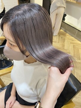 アルーシェ 新宿店(Alushe) スモーキーアッシュ♪