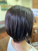 ニサブラ(Nisa Bula)&nbsp;前下がりショートボブ