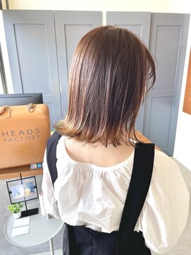 ヘッズ 高木瀬店(HEADS) 三毛猫カラー