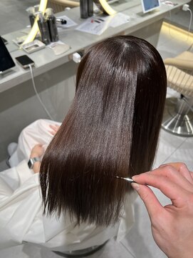 ロンドメリア 天神大名店(Lond Melia) ★くびレイヤーエモージュインナーグレージュ前髪ピンクベージュ