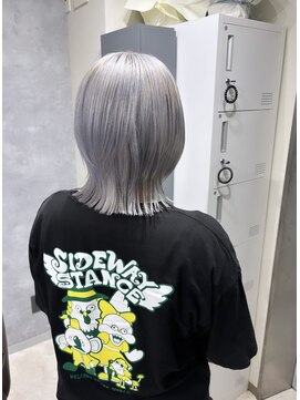 グラッジ 池袋(GLADGE) ホワイトシルバー