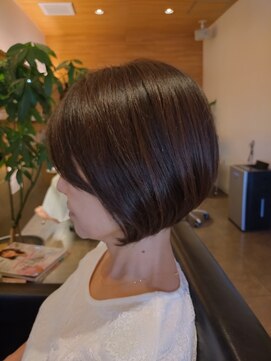 ジャム ヴィ―ボ(JAM Vivo) 綺麗め大人ボブ/前下がりボブ/イルミナカラー