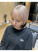 ナチュラルブロンド裾カラーデザインカラーボブブリーチ渋谷