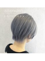 リアラ 渋谷(LIALA) ブリーチ、ダブルカラー、インナーカラー、イヤリングカラー