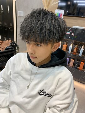 アッドバイケーツー 心斎橋(add by k-two Men's) 前下がりマッシュ／ソフトツイスト