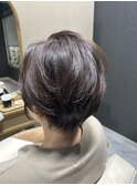 トップふんわり大人女性ショート★首もとタイトに♪