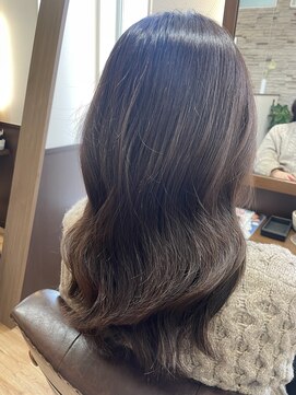 グランミリ(Grand mm) 艶感ナチュラルくびれセミロング