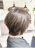 ショートボブ