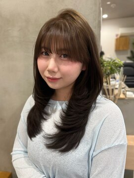 エイティエイト(88) 韓国ヘア レイヤーカット オリーブベージュ