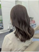 透明感アッシュグレージュ/レイヤーカット/ウェーブ