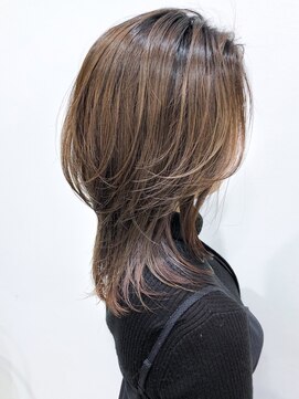 アフロート ギンザ(AFLOAT GINZA) ◎大人かわいい外ハネひし形小顔くびれウルフカット20代30代40代