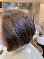 リビルーム(Rivi Room)&nbsp;スッキリボブ&明るめグレイカラー