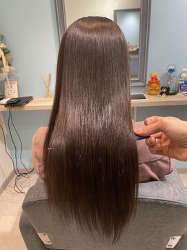 リア(Lia) 髪質改善酸性ストレート