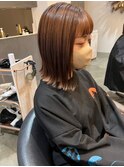 20代30代ミディアム外ハネボブ×ぷつっとカット
