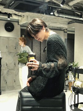 ネクストネオ 静岡(NEXT NEO) 【NEXT静岡NEO石井】初代センターパートウルフ