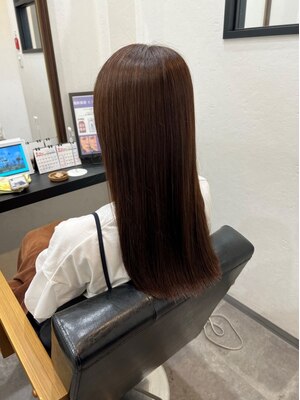 大人女性の為の上質サロン☆髪をケアしながら、理想のスタイルを叶えるための丁寧なカウンセリングが自慢。