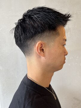フランクスバーバーリザーブ 人形町店(FRANK’S BARBER RESERVE) テーパーフェード　ｙ