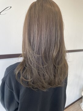 タブーセントラル(TABOO Central) ブリーチ無しでつくるベージュ