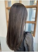 透明感の綺麗なフォギーベージュ