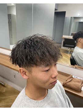 アレス バイ シカ 神戸三宮元町店(ALLES by Cica) 神戸／三ノ宮／元町メンズサロンツイストスパイラルショート