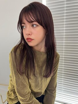 グリーン(green) misaki ) 肌色に似合わせるブラウンカラー