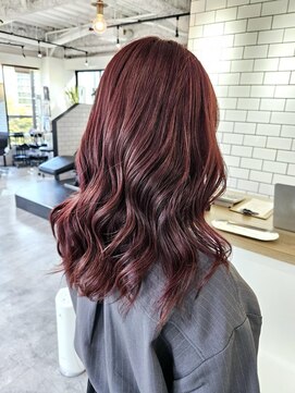 エイス 梅田 中津(Ace) チェリーレッド　ピラミンゴカラー