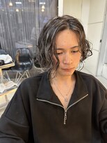 フォルテ 草薙店 forte草薙【ホワイトハイライト×パーマ】池田健人