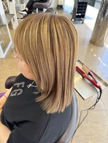 レッド(ReD)&nbsp;白髪ぼかし/白髪ぼかしハイライト/脱白髪染め/金沢/髪質改善