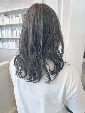 キャアリー(Caary) 福山市美容室Caaryブリーチありハイライト透明感グレージュ