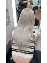 ジュイル シブヤ(JEWIL SHIBUYA)&nbsp;ぶりーち2回で叶える♪ホワイトベージュカラー