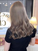 シェリ(che'rie)&nbsp;ハイライトカラーミルクティーベージュケアブリーチダブルカラー