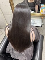 ルノン フィージュ(LUNON fieju)&nbsp;黒髪クラゲヘアーオリーブグレー小顔ココアベージュ
