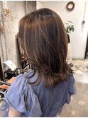ハンサムショートレイヤーカットミルクティーベージュハイトーン