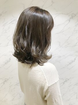 パティオン(PATIONN) ミディアム×毛髪強度修復トリートメント【表参道青山原宿】