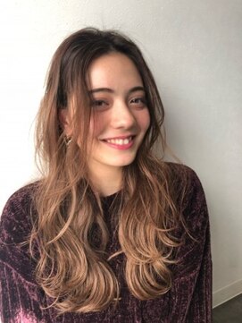 ステア メゾン(stir maison) 素敵に似合うパーソナルハイライトカラー　MAKOTO