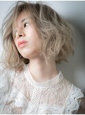 ホワイトブリーチくせ毛風ボブショートv戸田公園10代20代30代