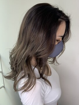 アッシュ 八事店(ASCH) グラデーションカラー